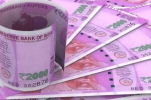 Breaking News: RBI withdraws ₹ 2000 denomination banknotes from circulation. What to do Now?